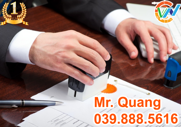 Chủ thể tham gia chính trong quá trình công chứng hợp đồng là công chứng viên