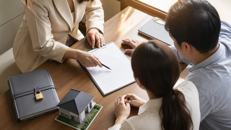Công chứng biên bản đặt cọc mua bán bất động sản — hình minh họa công chứng